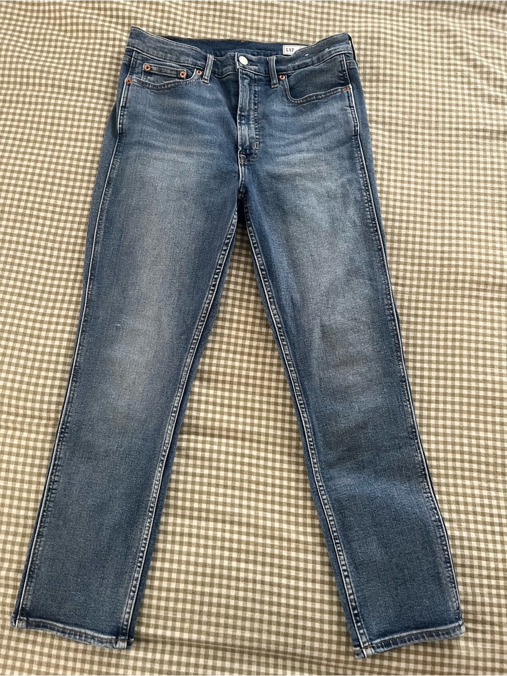 GAP Women’s Vintage Slim High Rise Straight Jeans